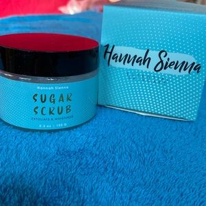 Sugar scrub, Brand new, only took it out of the box for photos.